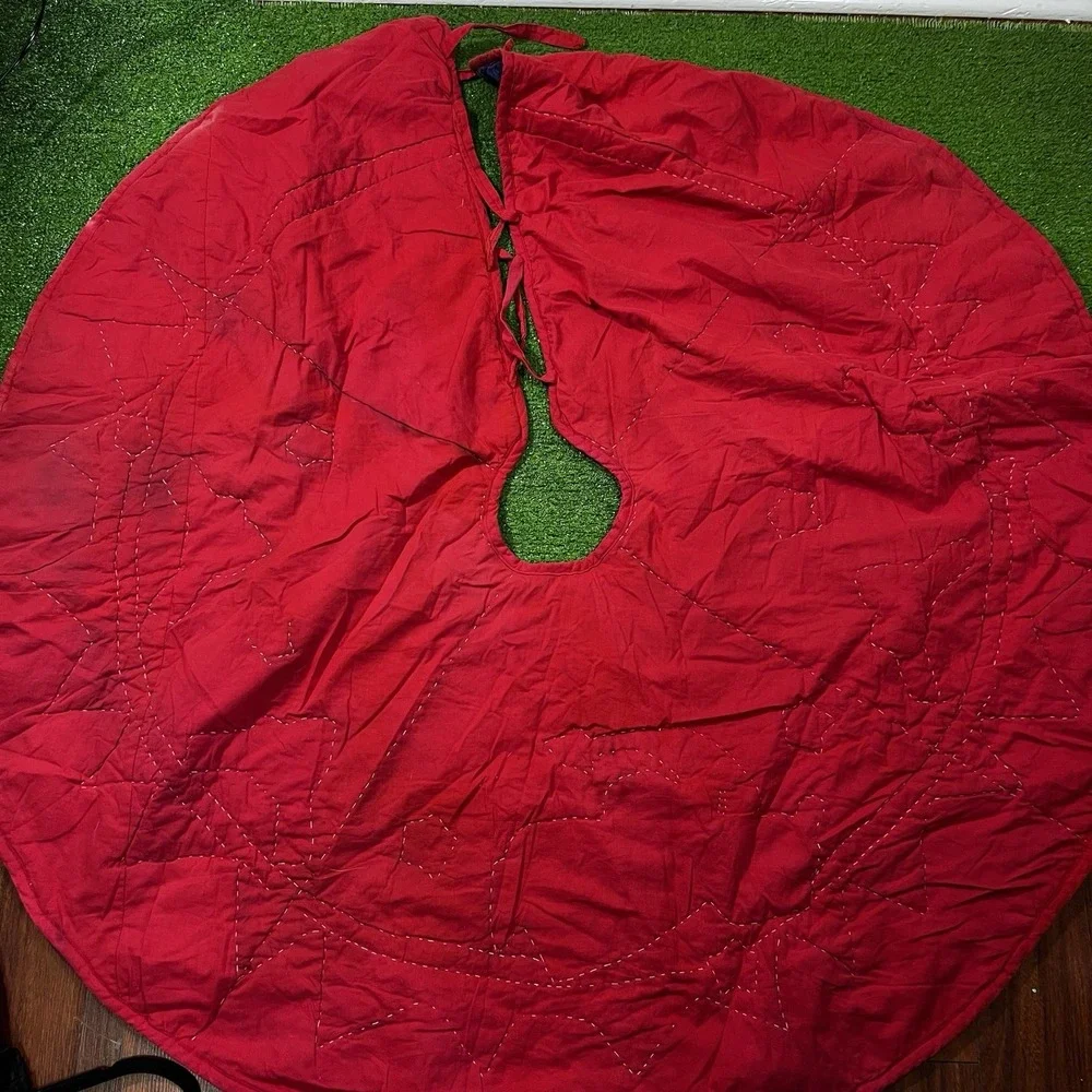 Vintage Christmas Tree‎ Skirt Santa's Reindeer Patchwork Accents Christmas Eve